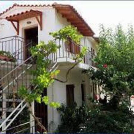아르메니스티스 Δίχωρο Στούντιο Στον Κέντρο Του Αρμενιστή 아파트 외부 사진