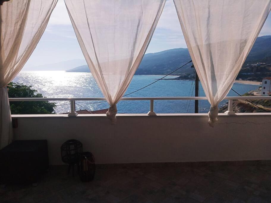 아르메니스티스 Δίχωρο Στούντιο Στον Κέντρο Του Αρμενιστή 아파트 외부 사진