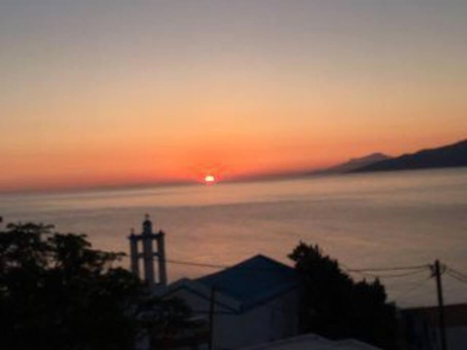 아르메니스티스 Δίχωρο Στούντιο Στον Κέντρο Του Αρμενιστή 아파트 외부 사진